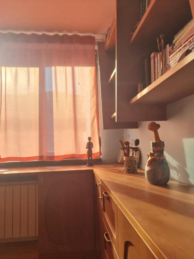 Feels Like Home Bukarest Exteriör bild